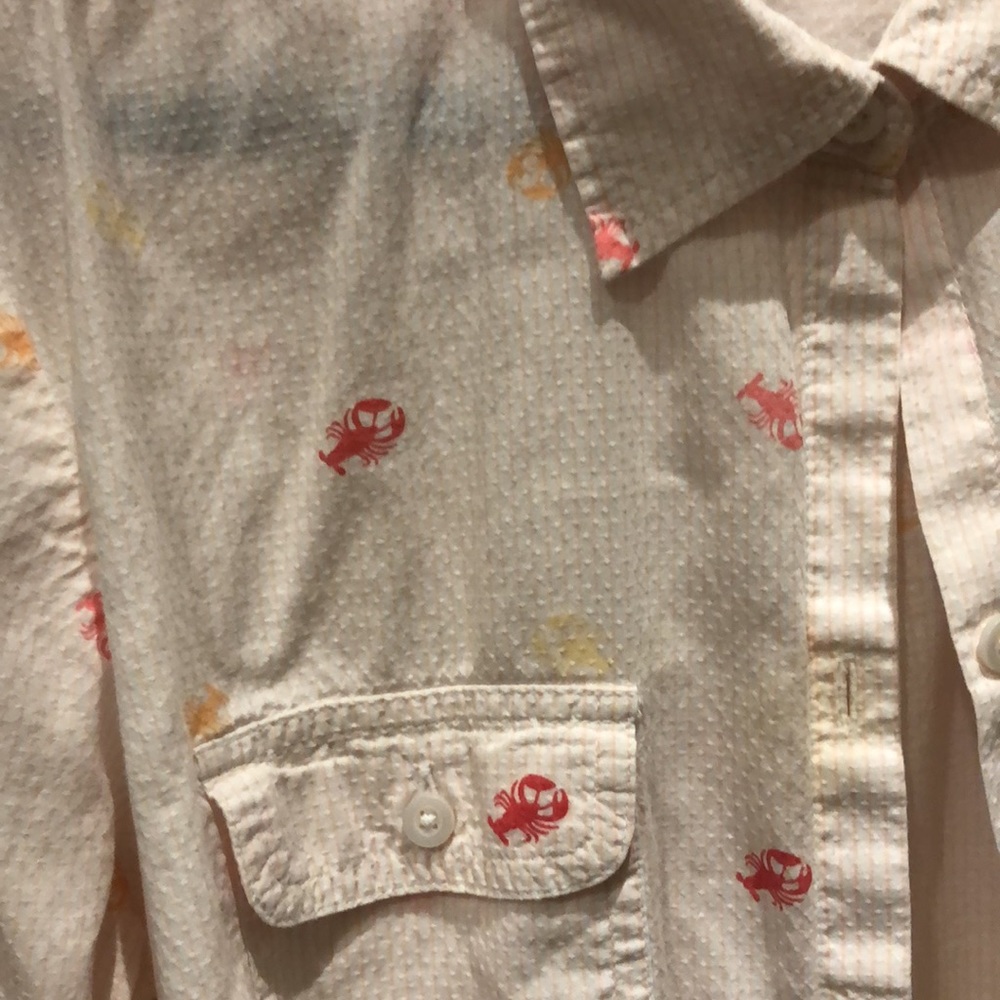 Croft and Barrow lobster-decorated shirt. Has rollup tabs on sleeves - Picture 6 of 8